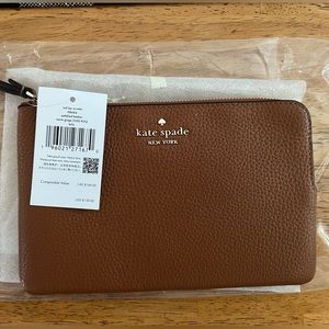 Kate Spade Zip wristlet